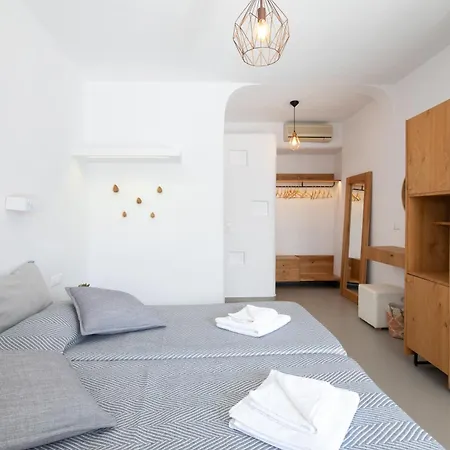 Отель Agia Anna Beachfront Boutique 3*