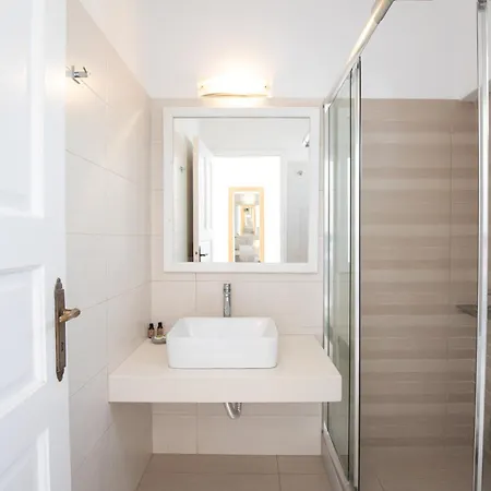 Agia Anna Beachfront Boutique Szálloda 3*