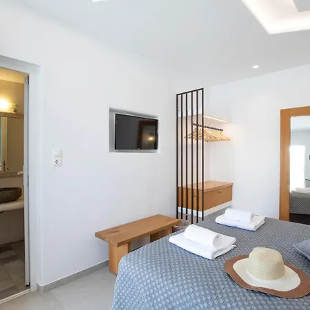 Agia Anna Beachfront Boutique 3*