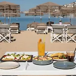 Agia Anna Beachfront Boutique Hotel 3*