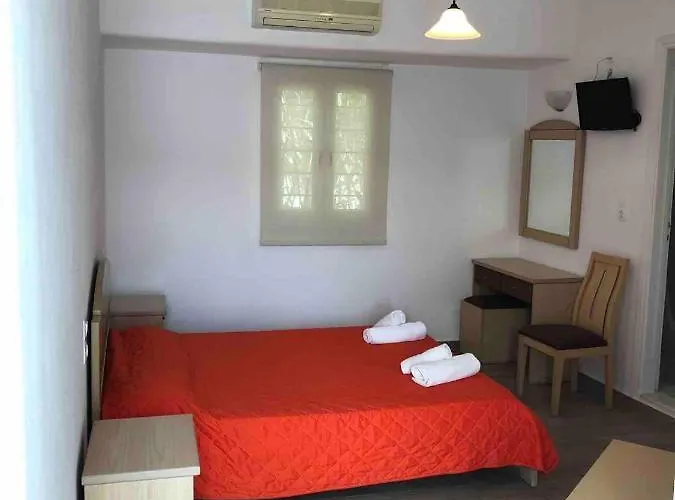 Ξενοδοχείο Agia Anna Beachfront Boutique 3*