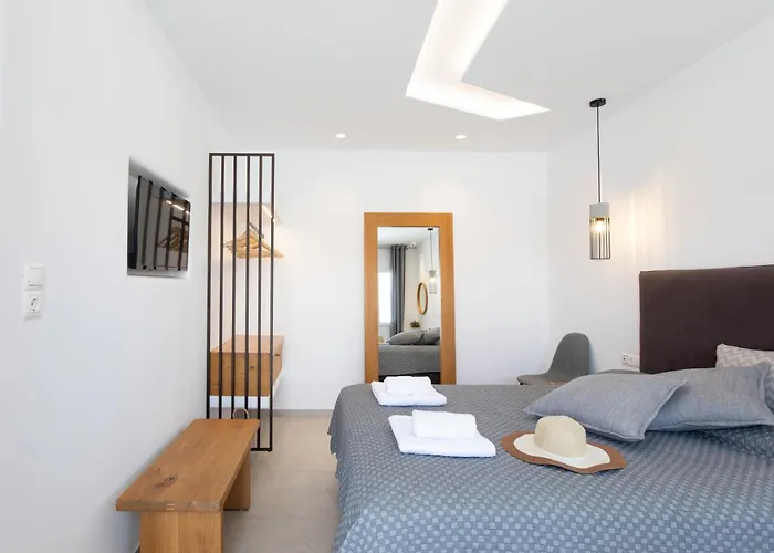 Agia Anna Beachfront Boutique Ξενοδοχείο 3*