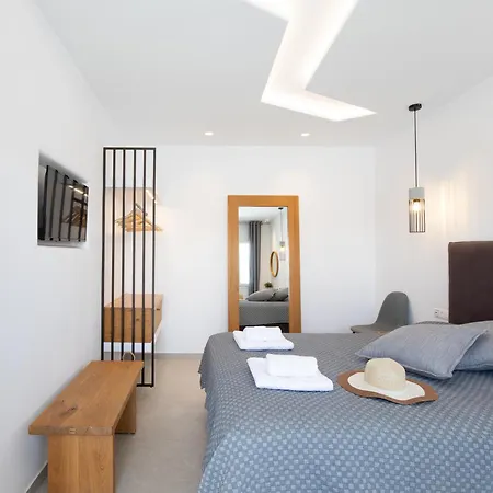 Agia Anna Beachfront Boutique 호텔 3*