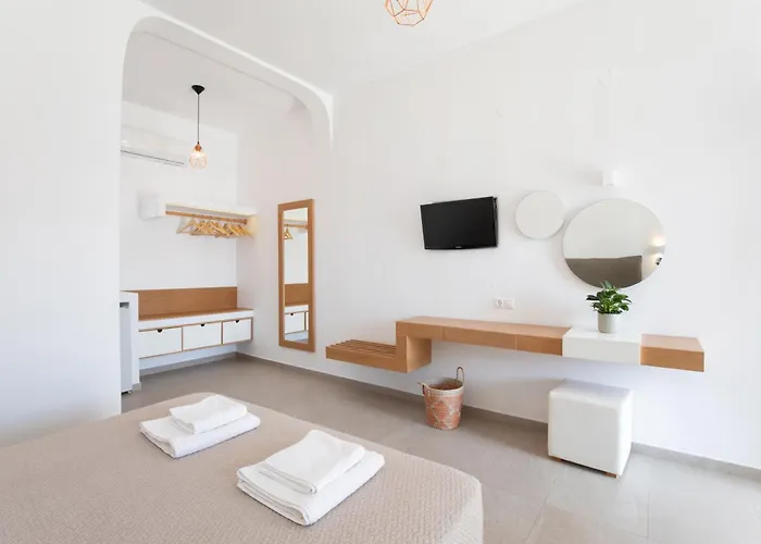 Agia Anna Beachfront Boutique 호텔