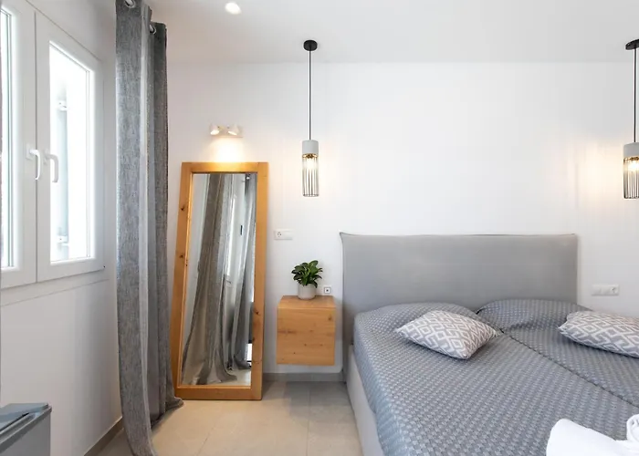 호텔 Agia Anna Beachfront Boutique 3*